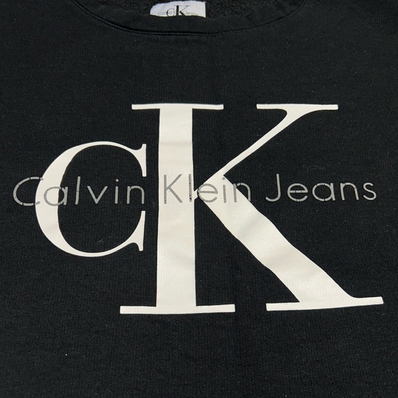 Calvin Klein Crewneck Pullover - Picture 2 of 3